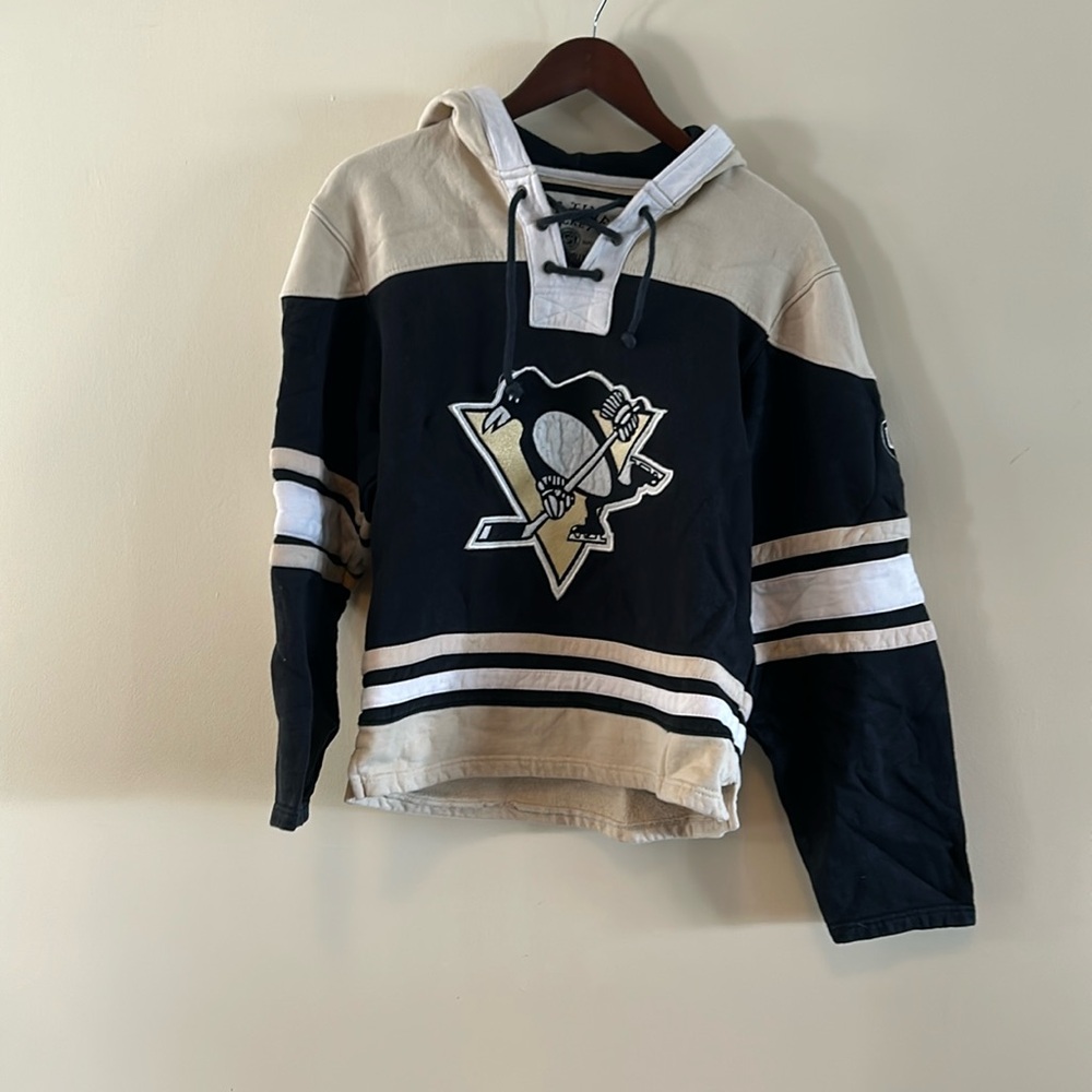 Old time hockey Pens hoodie; lace up; size S